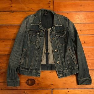 Gap size medium jean jacket. Denim, classic, coastal, preppy, classic.